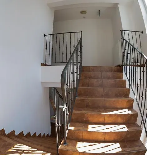 Patra Bed and breakfast 3*