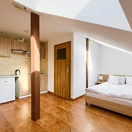 Patra Bed & Breakfast