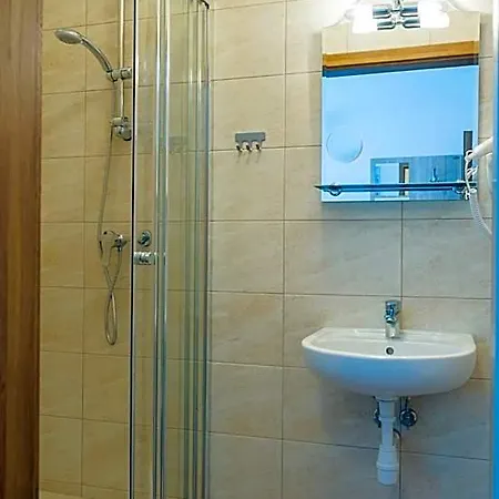 Patra 3* Varšava
