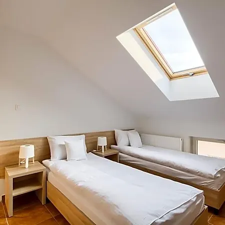 Bed & Breakfast Patra 3*