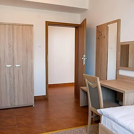 Patra فندق مبيت وإفطار وارسو